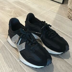 New Balance 327, size 6.5, great condition